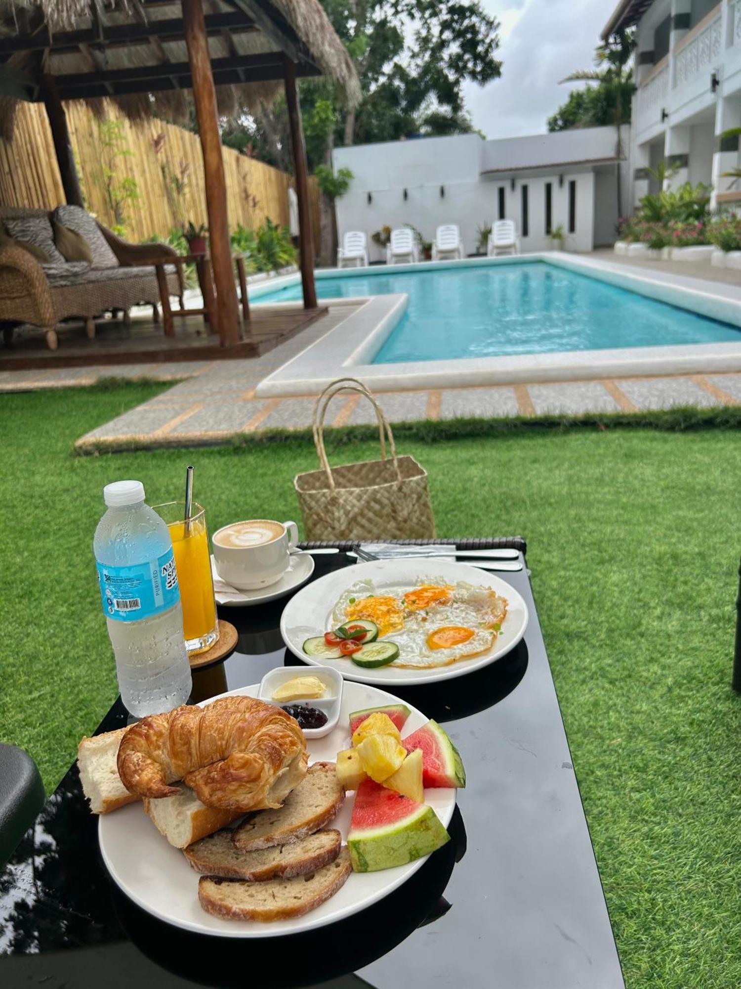 Alona Garden Suites 邦劳 外观 照片